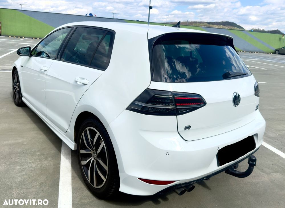 Volkswagen Golf - 4
