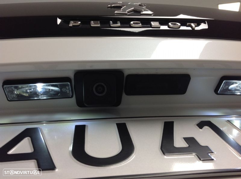 Peugeot 3008 1.6 Hybrid Allure Pack e-EAT8 - 43