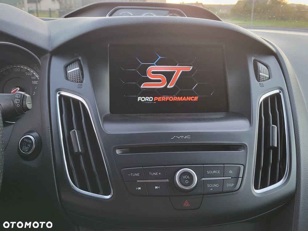 Ford Focus 2.0 TDCi ST-2 PowerShift - 17