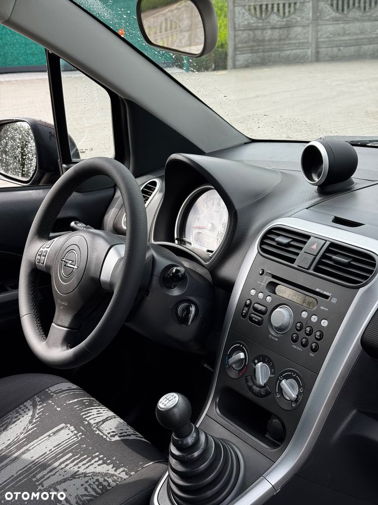 Opel Agila - 15