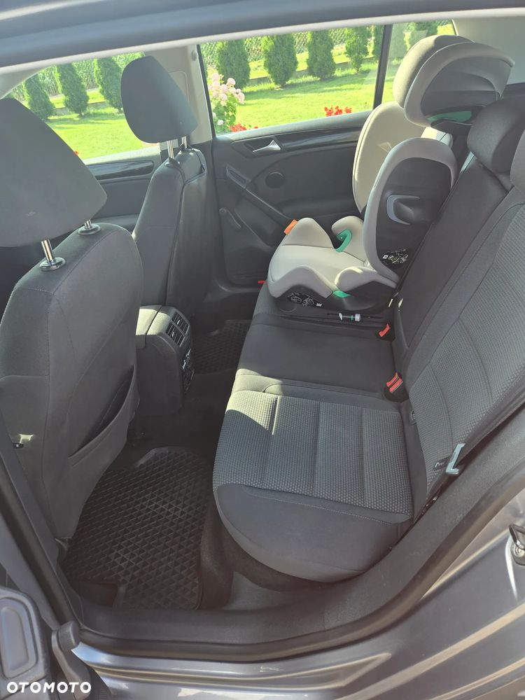 Volkswagen Golf - 13