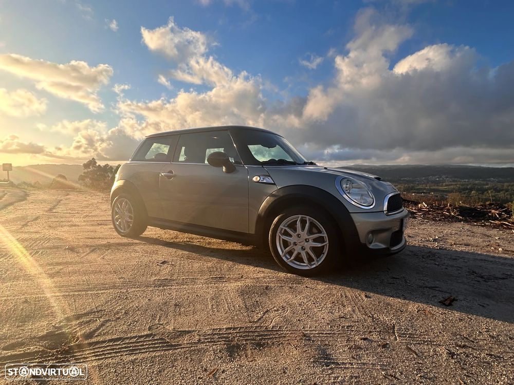 MINI 3 Portas Cooper S - 2