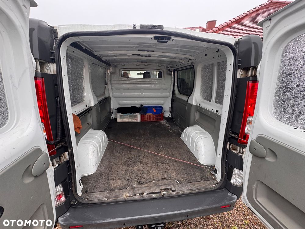 Renault Trafic - 12