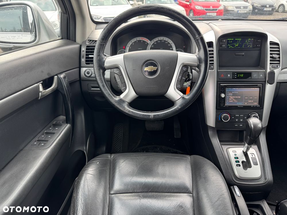 Chevrolet Captiva 2.0 4WD 5 Sitzer Automatik LT Exclusive - 29