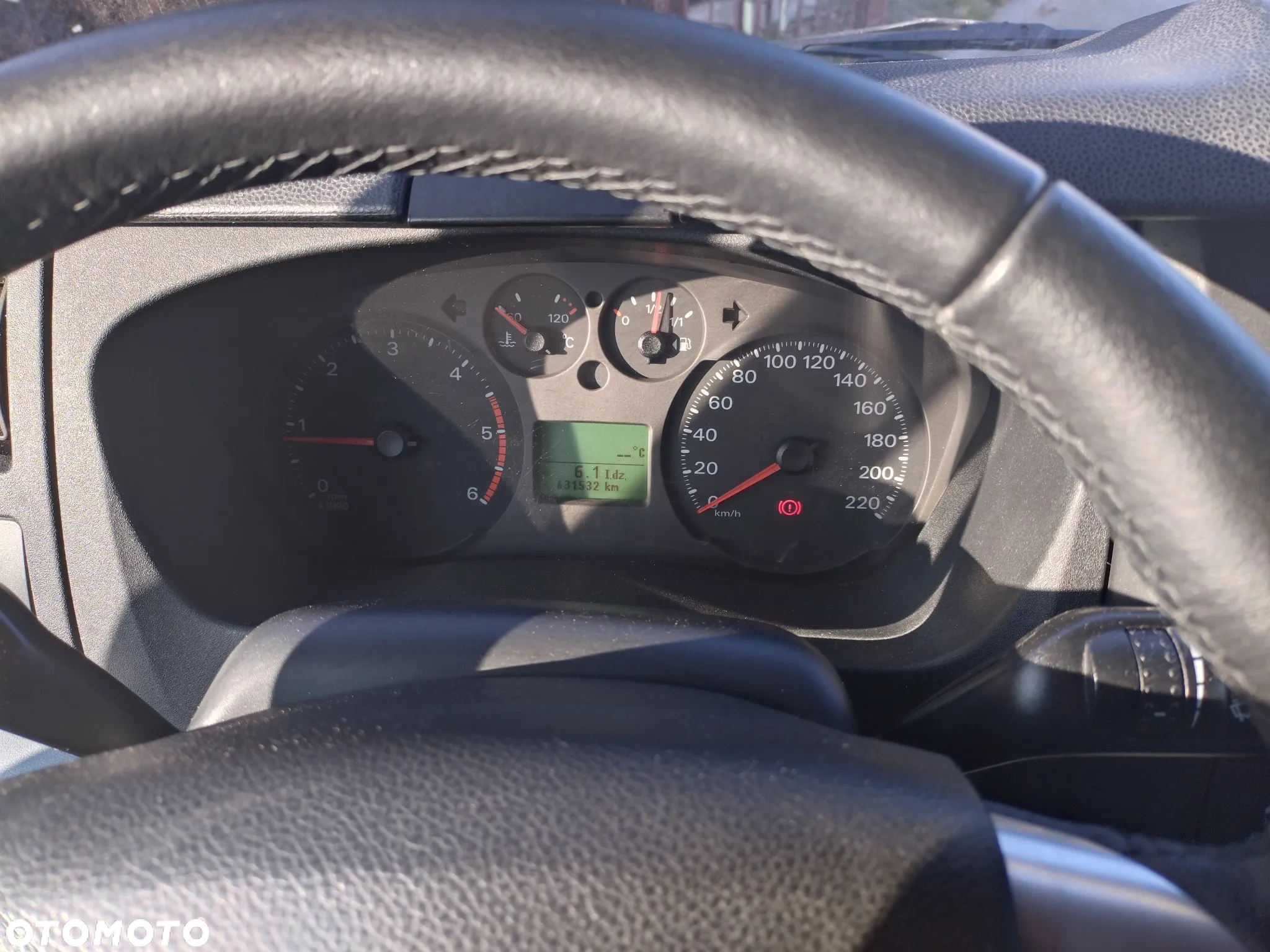 Ford Transit 350L - 7