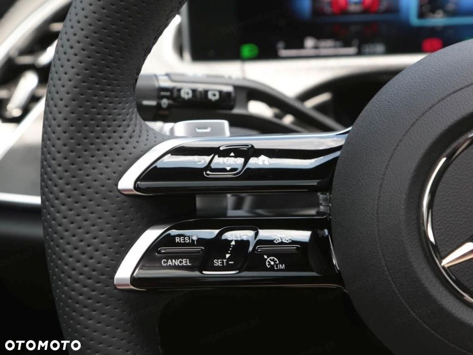 Mercedes-Benz Klasa E - 14