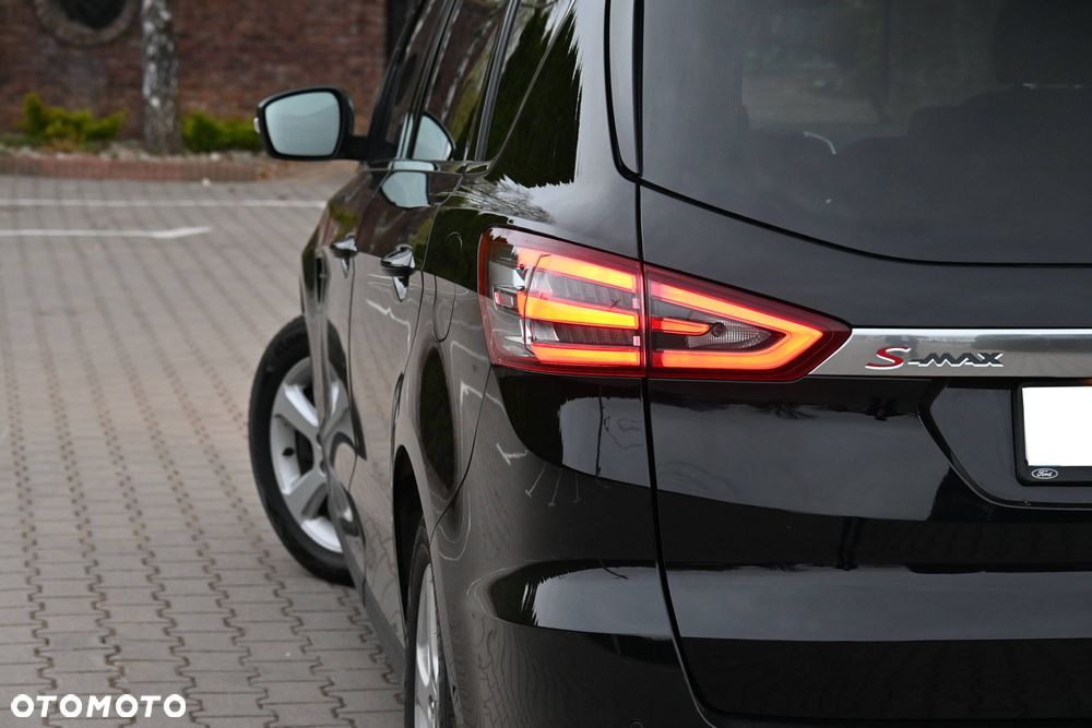 Ford S-Max 2.0 TDCi 4WD Titanium PowerShift - 15