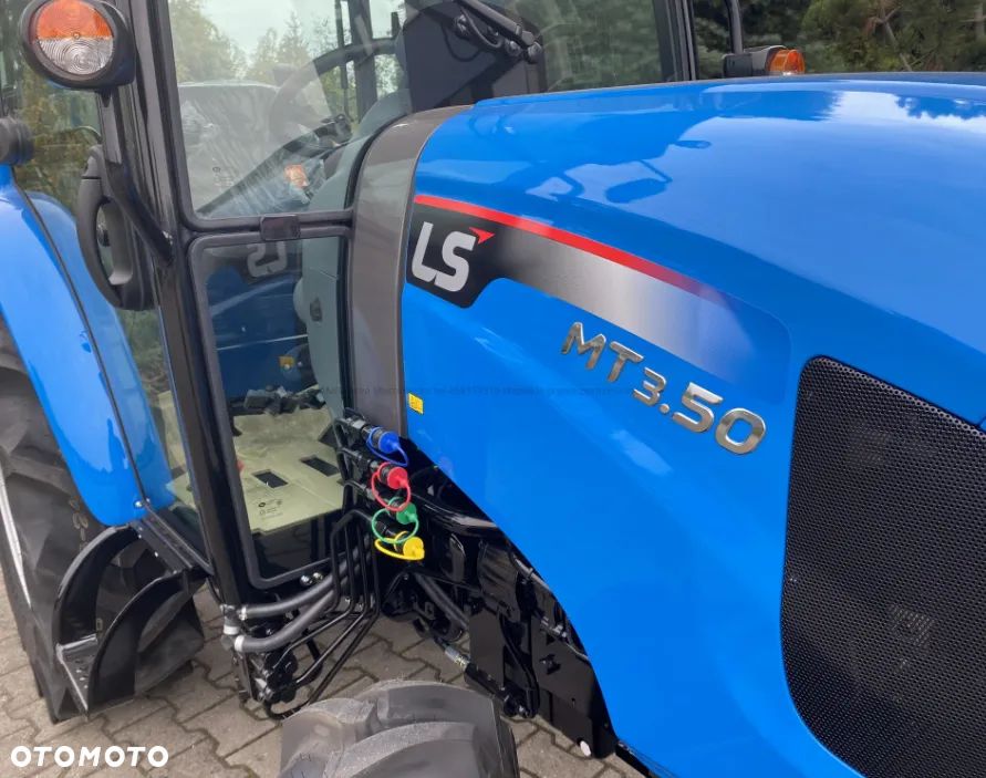 LS Traktor MT3.50 Boomer New Holland Biegi pełzające , klimatyzacja , joystick , 4 pary hydrauliczne - 22