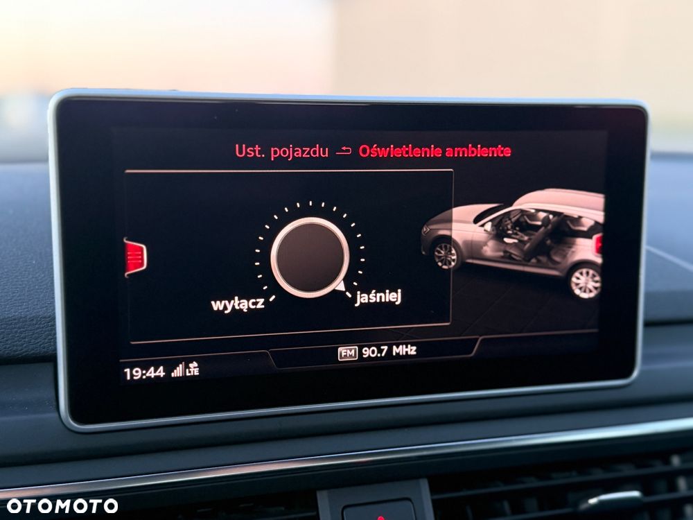 Audi A4 Avant 2.0 TDI Sport - 30