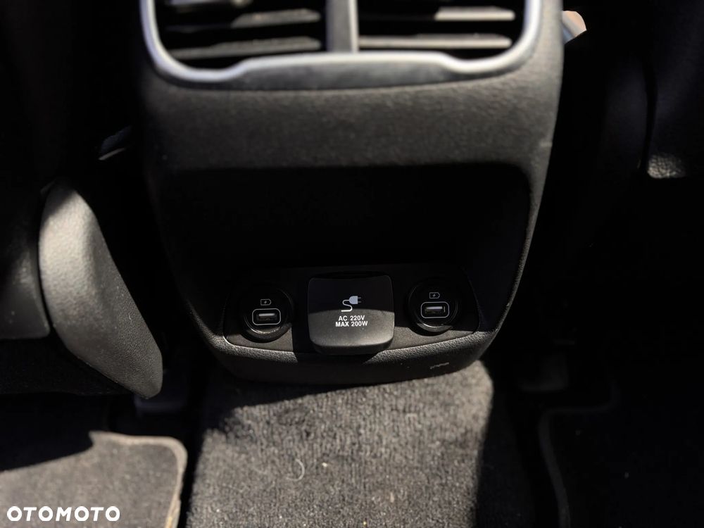 Hyundai Santa Fe - 28