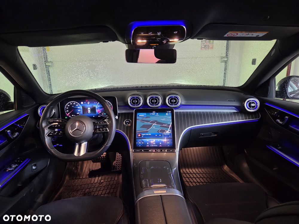 Mercedes-Benz Klasa C 300 4MATIC 9G-TRONIC - 25