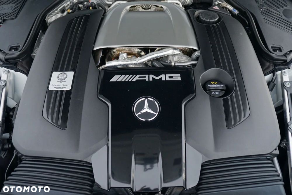 Mercedes-Benz SL AMG 63 4-Matic+ - 16
