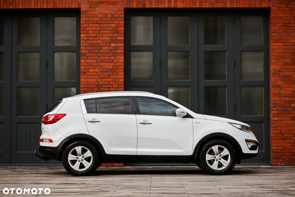Kia Sportage 2.0 CRDI 4WD Automatik Spirit - 2