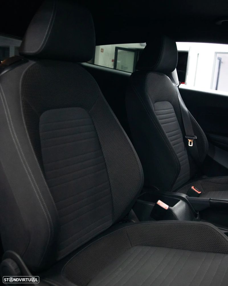 VW Scirocco 2.0 TSI DSG - 31