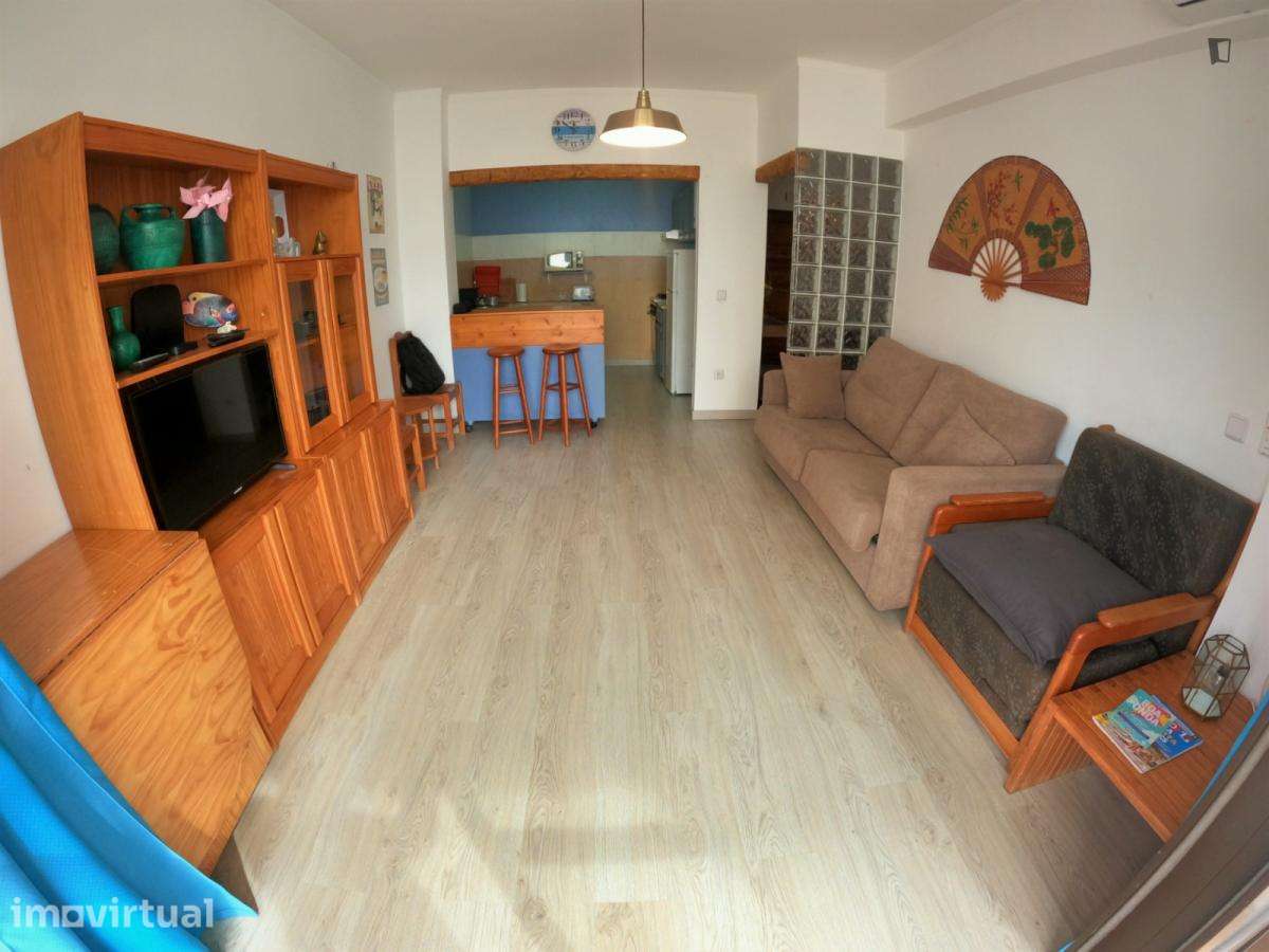 Apartamento com 1 quartos - localizado em Quarteira - Grande imagem: 4/29
