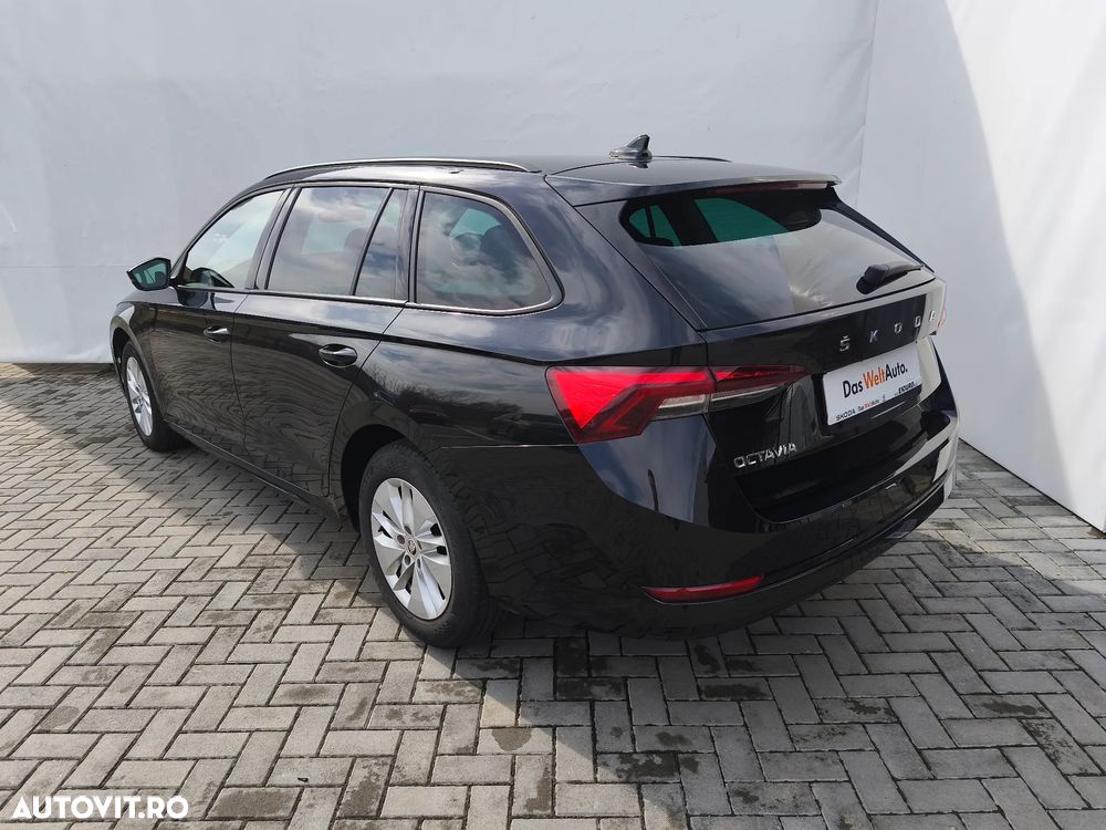 Skoda Octavia 2.0 TDI DSG Ambition - 3