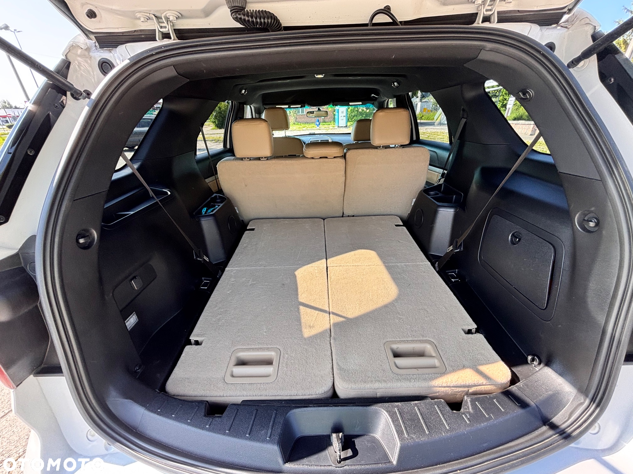 Ford Explorer - 12