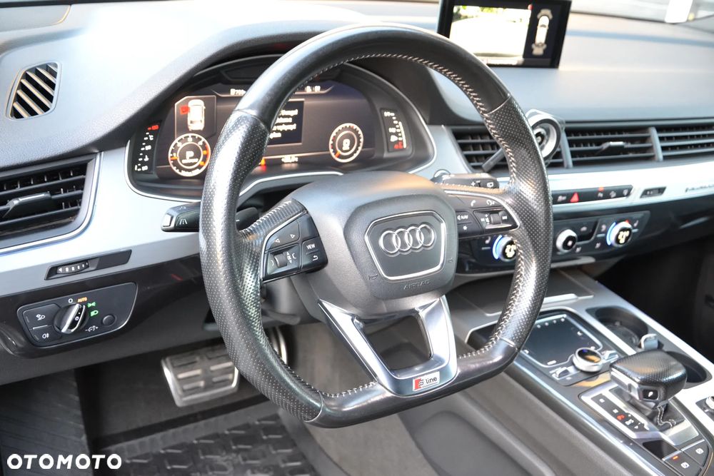Audi Q7 3.0 TDI ultra Quattro Tiptronic - 36