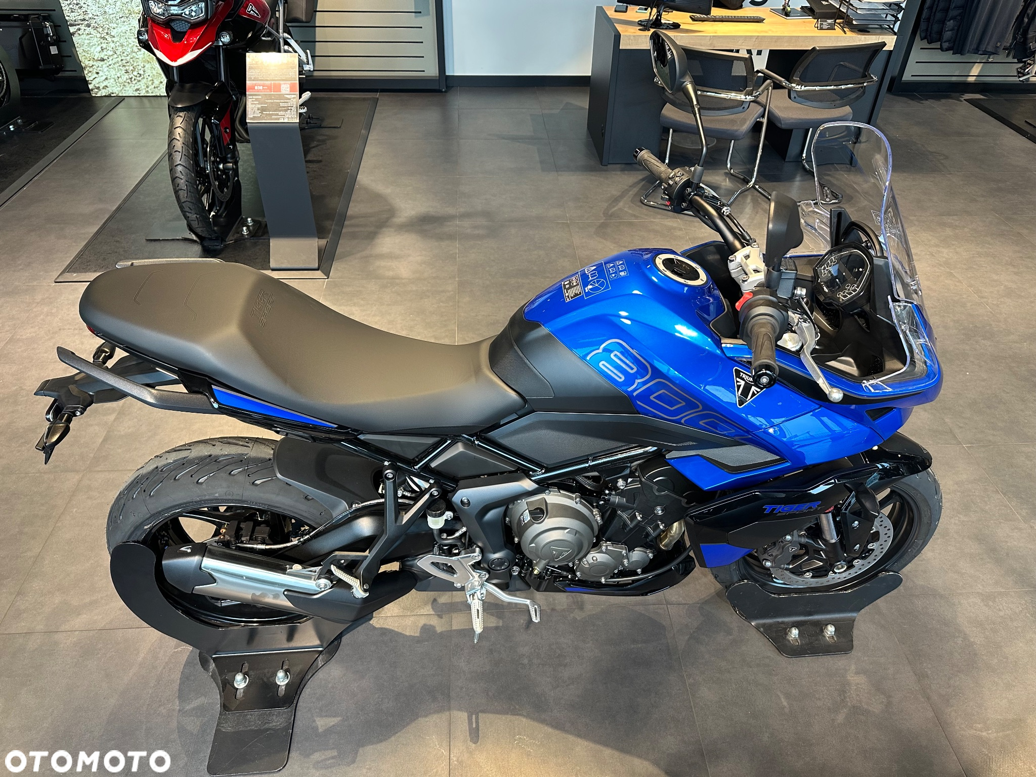 Triumph Tiger - 7