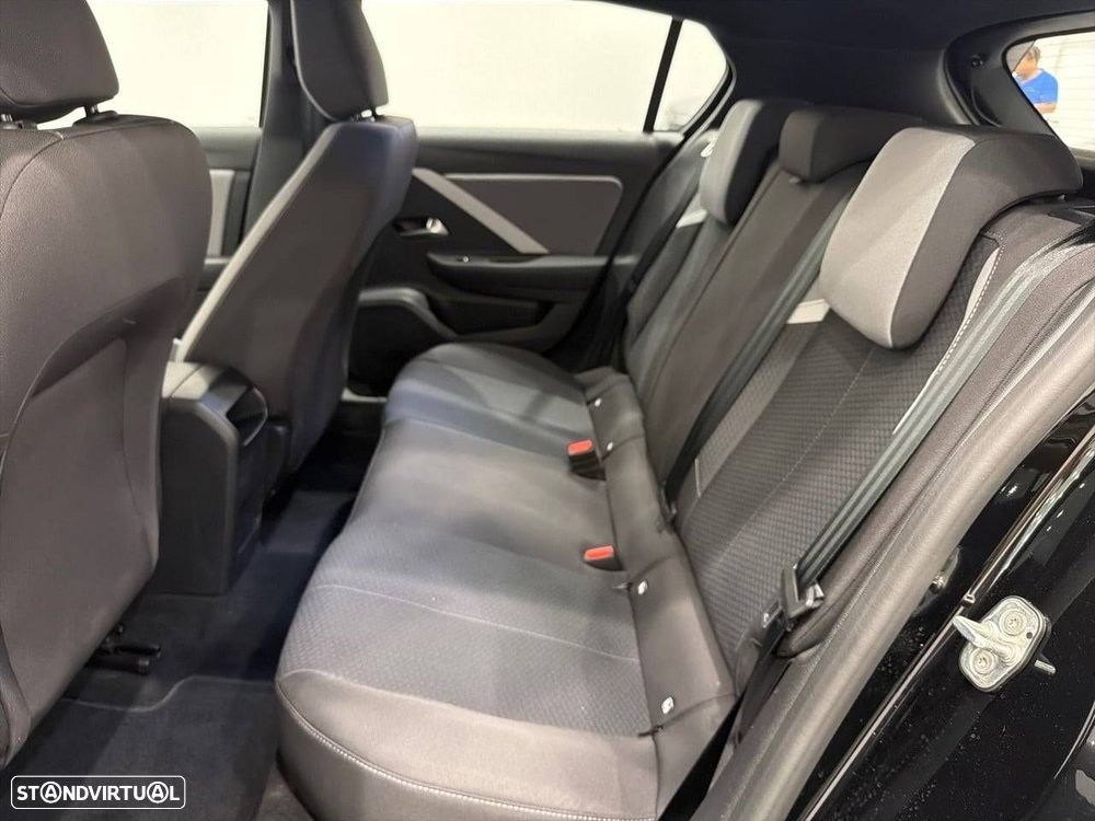 Opel Astra 1.5 D Edition Aut. - 10