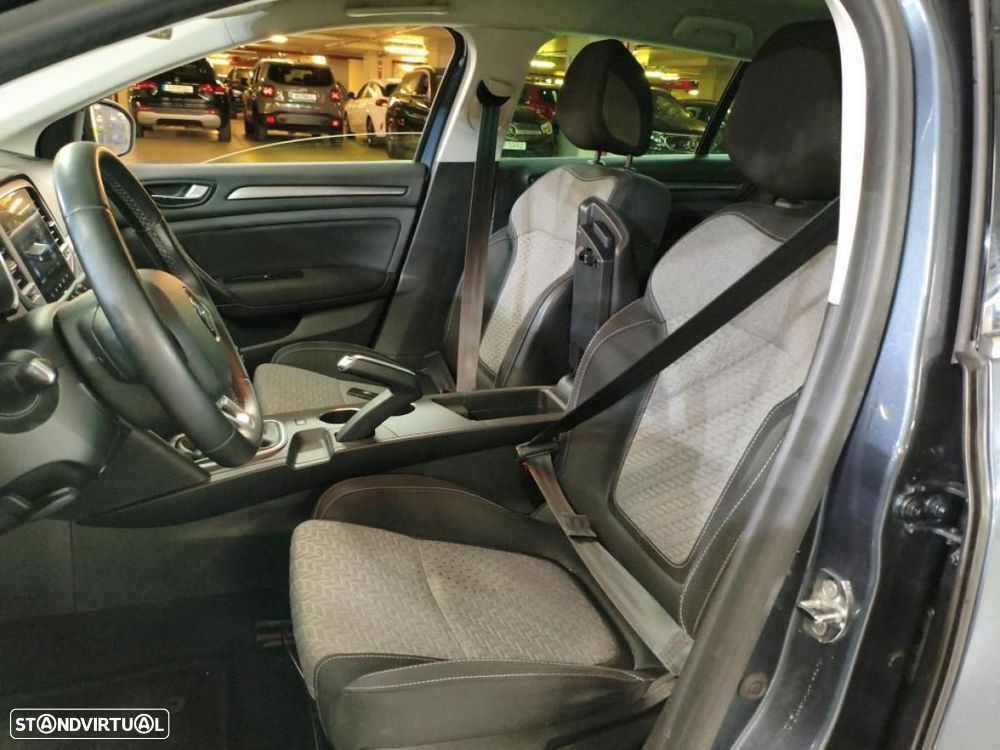 Renault Mégane Sport Tourer 1.5 Blue dCi Limited - 4