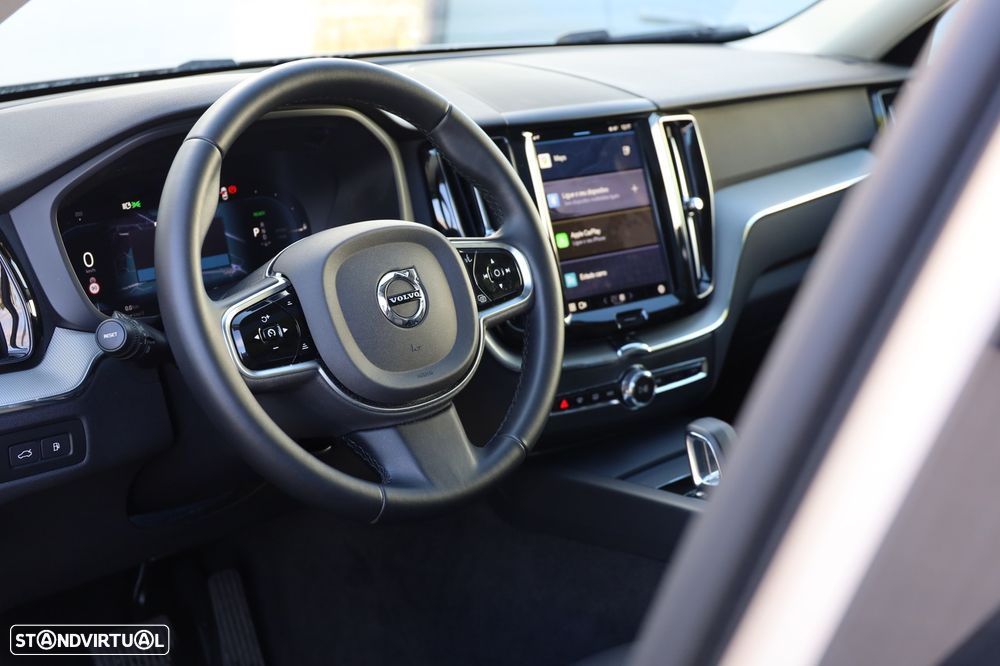 Volvo XC 60 2.0 T6 PHEV Plus Bright AWD - 11