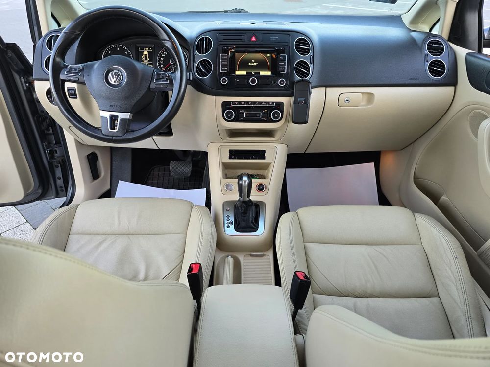 Volkswagen Golf Plus 2.0 TDI DSG Comfortline - 29