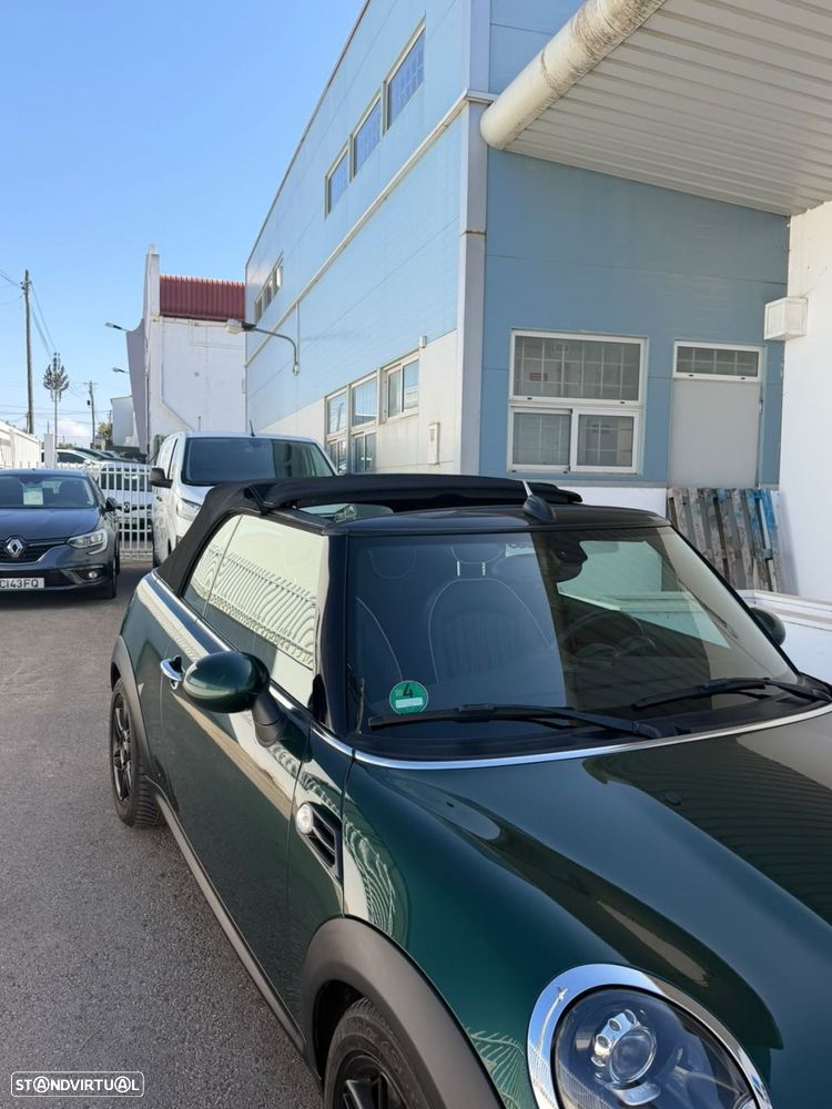 MINI Cabrio Cooper Auto - 15