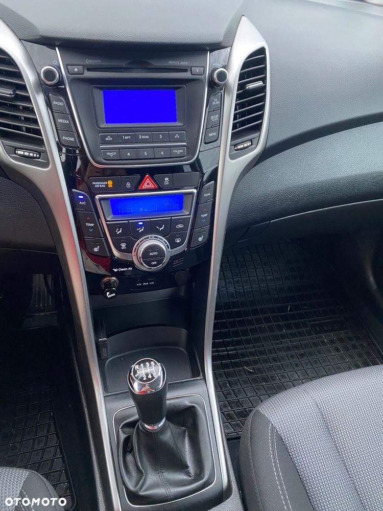 Hyundai i30 1.6 Style - 10
