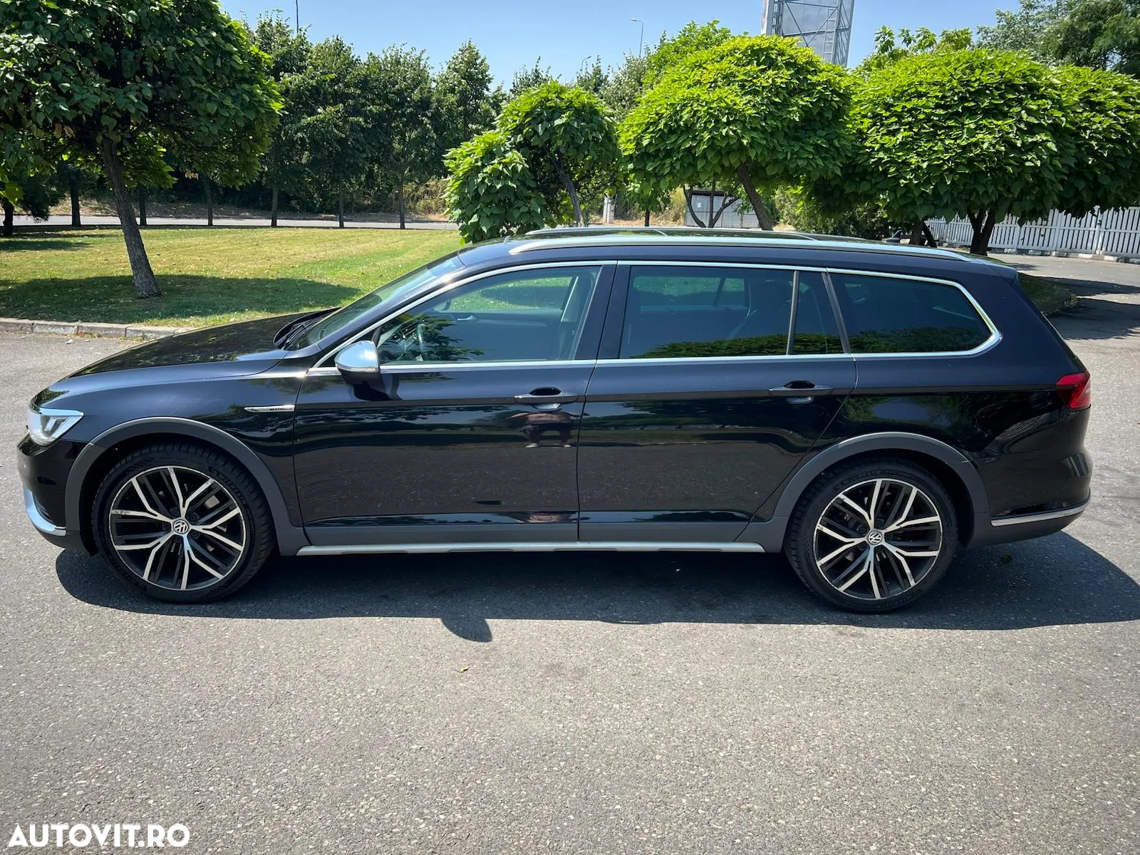 Volkswagen Passat Alltrack 2.0 TDI DSG 4Motion - 8