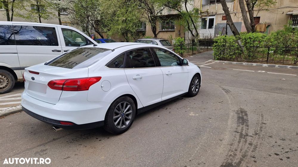 Ford Focus 2.0 TDCi Titanium - 13