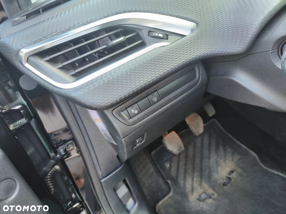 Peugeot 2008 PureTech 110 Stop&Start Crossway - 36