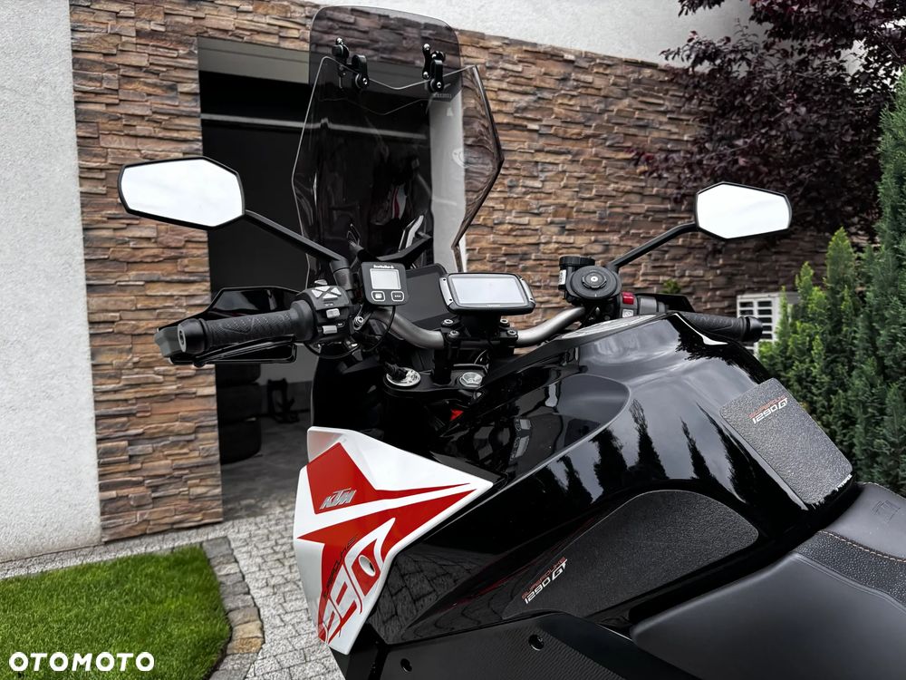 KTM Super Duke - 12