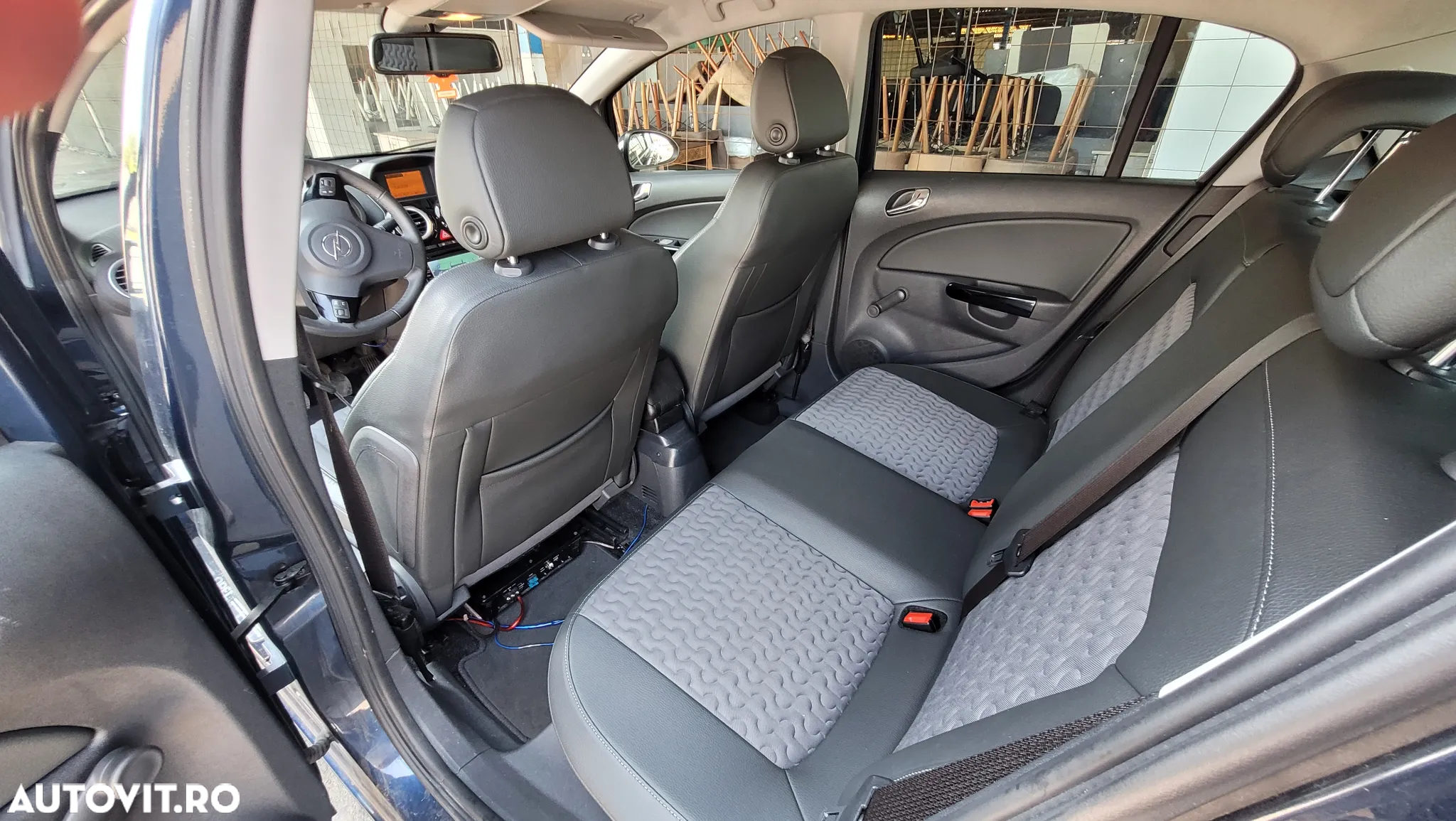 Opel Corsa 1.2 Cosmo - 5