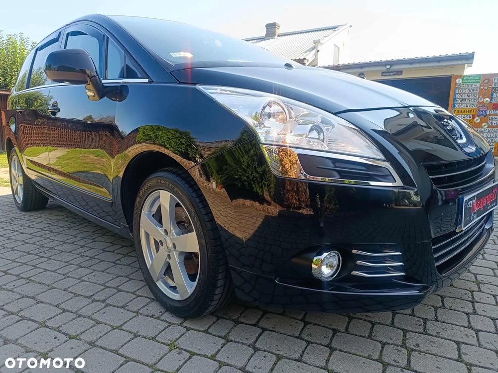 Peugeot 5008 1.6 THP Family 7os - 14