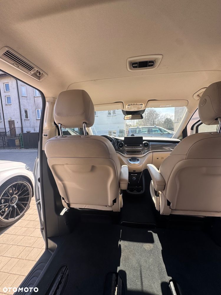 Mercedes-Benz Klasa V 300 d 4-Matic Avantgarde 9G-Tronic (d³ugi) - 38