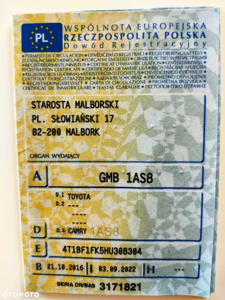 Toyota Camry - 25