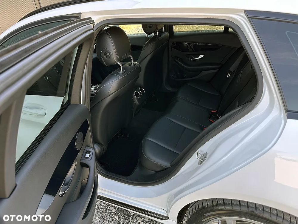 Mercedes-Benz Klasa C 200 (BlueTEC) d 7G-TRONIC - 9