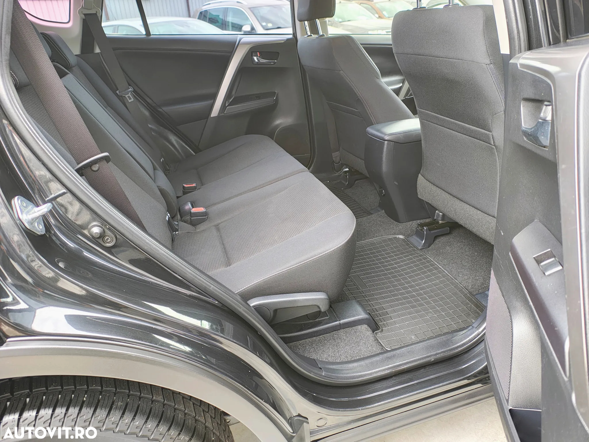 Toyota RAV4 2.0 D-4D 2WD Executive - 5