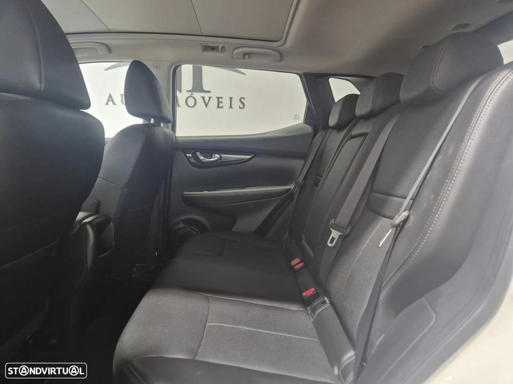 Nissan Qashqai 1.5 dCi Tekna Premium - 11