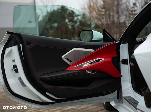 Chevrolet Corvette Stingray 3LT 6.2 V8 Automatik - 34