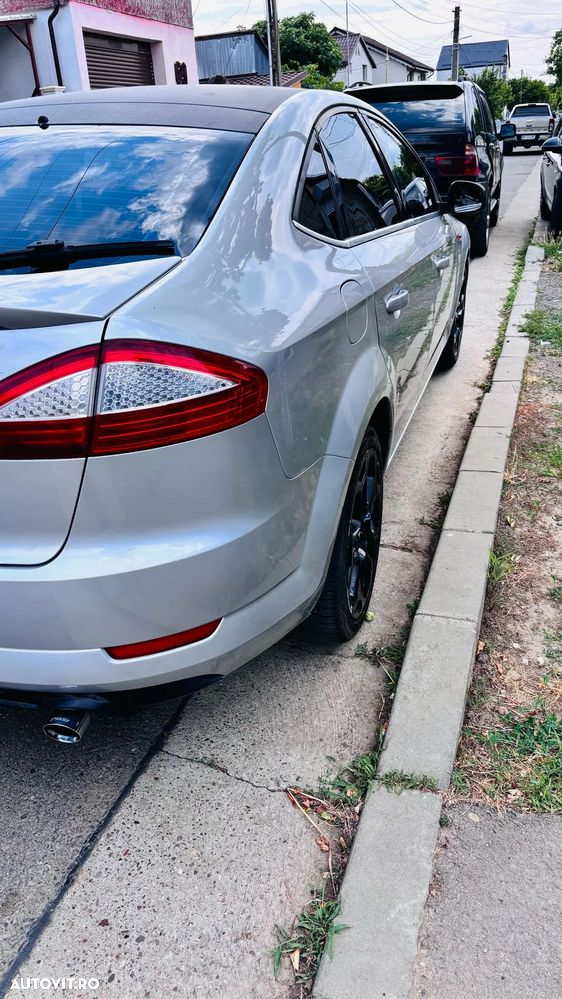 Ford Mondeo 2.5 T Ghia - 2