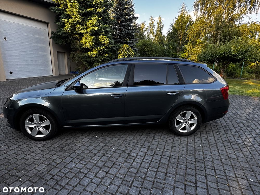 Skoda Octavia 2.0 TDI Ambition DSG - 5
