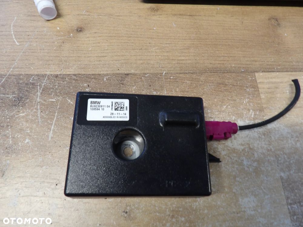 BMW - F20,F21 - WZMACNIACZ ANTENY - MODULATOR - 9230911 - 1