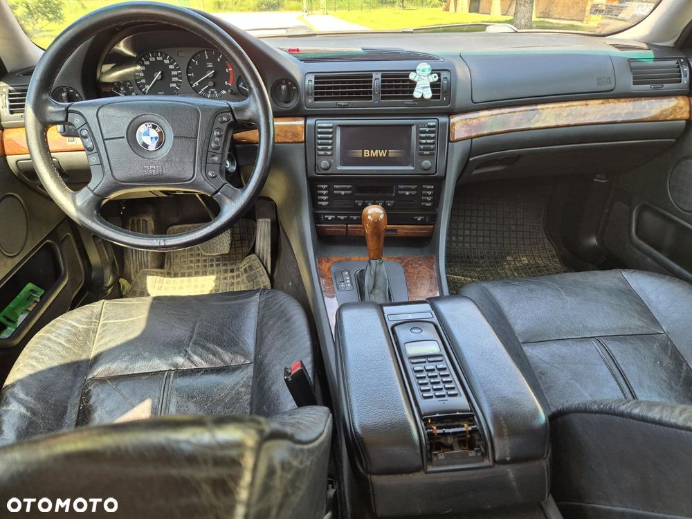 BMW Seria 7 - 6
