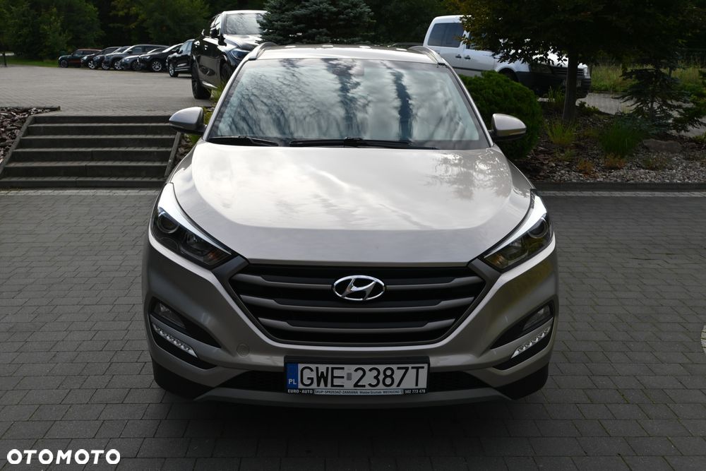 Hyundai Tucson 1.7 CRDI BlueDrive Comfort 2WD - 13