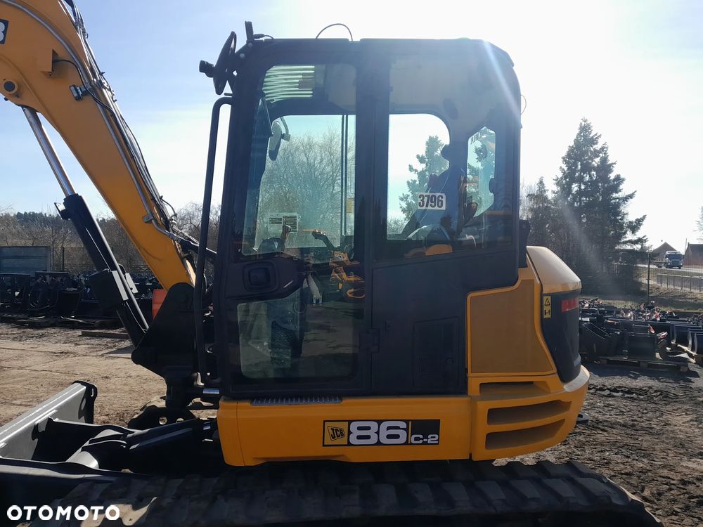 JCB 86C-2 - 14
