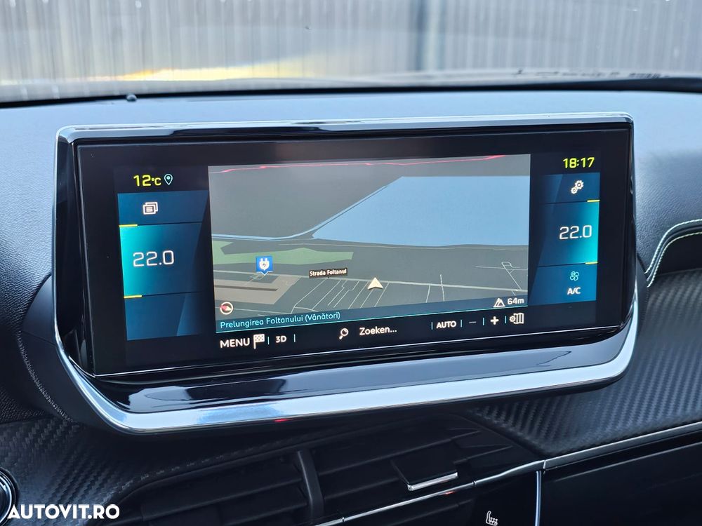 Peugeot 2008 e-2008 GT Line - 34