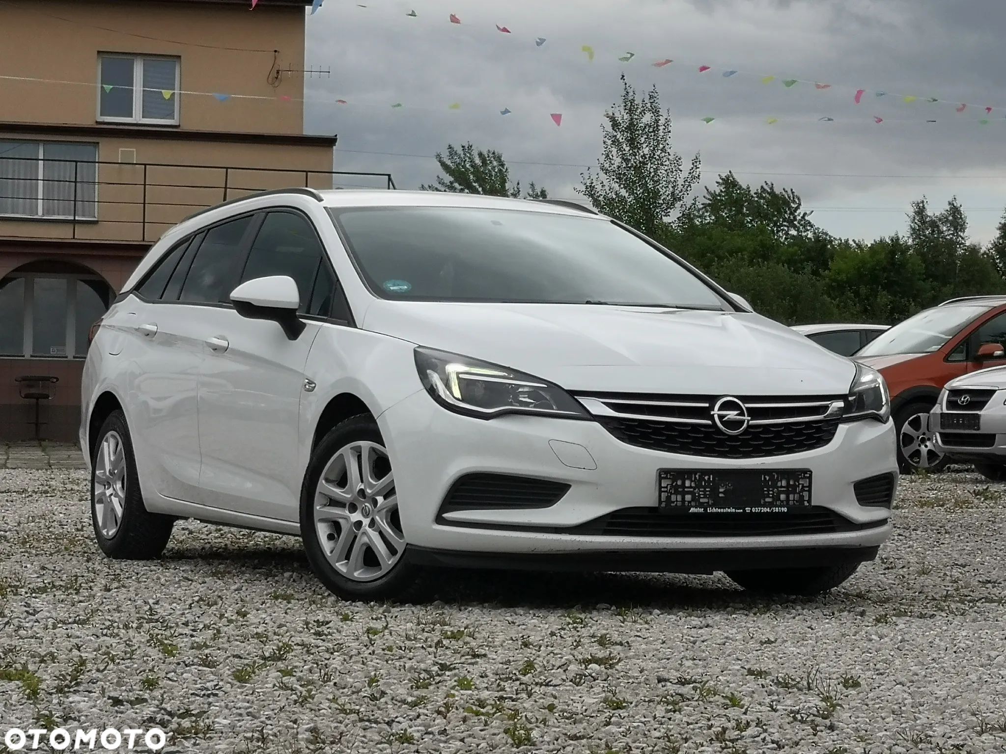 Opel Astra 1.6 D (CDTI) Sports Tourer Edition - 1