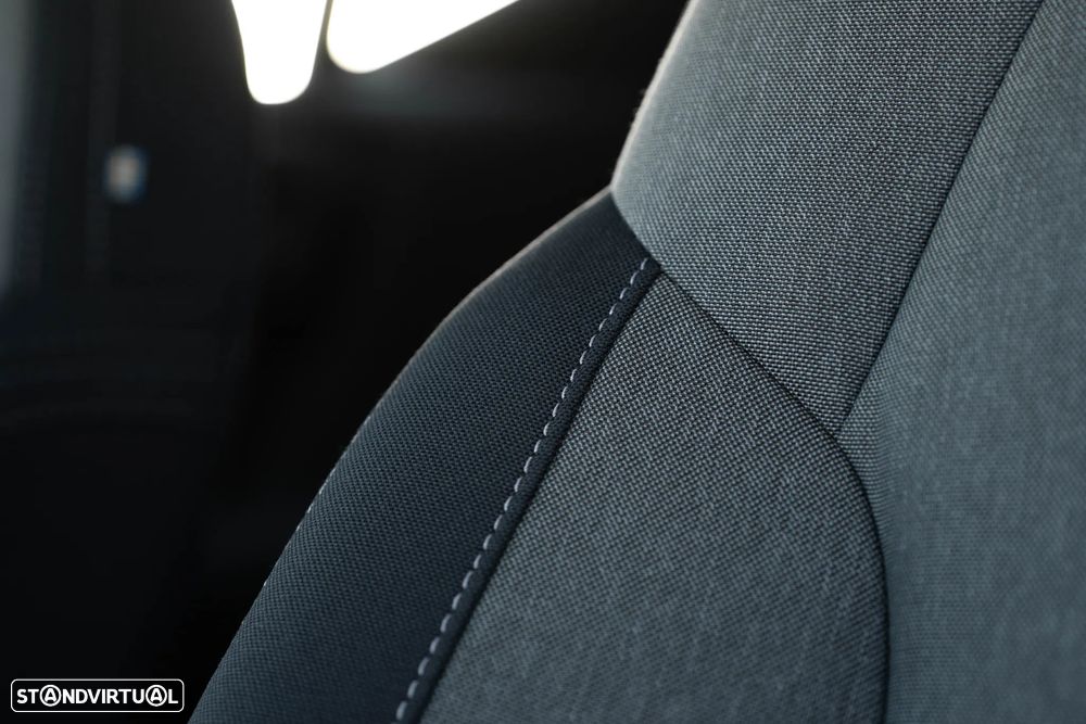 Volvo XC 40 - 32
